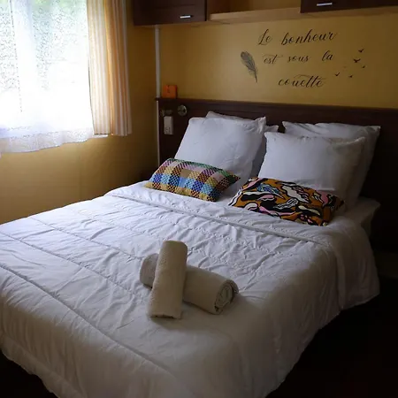 Дом отдыха Le Carrelet Mobil Climatise Insolite & Cosy 4 A 6 Personnes Semussac